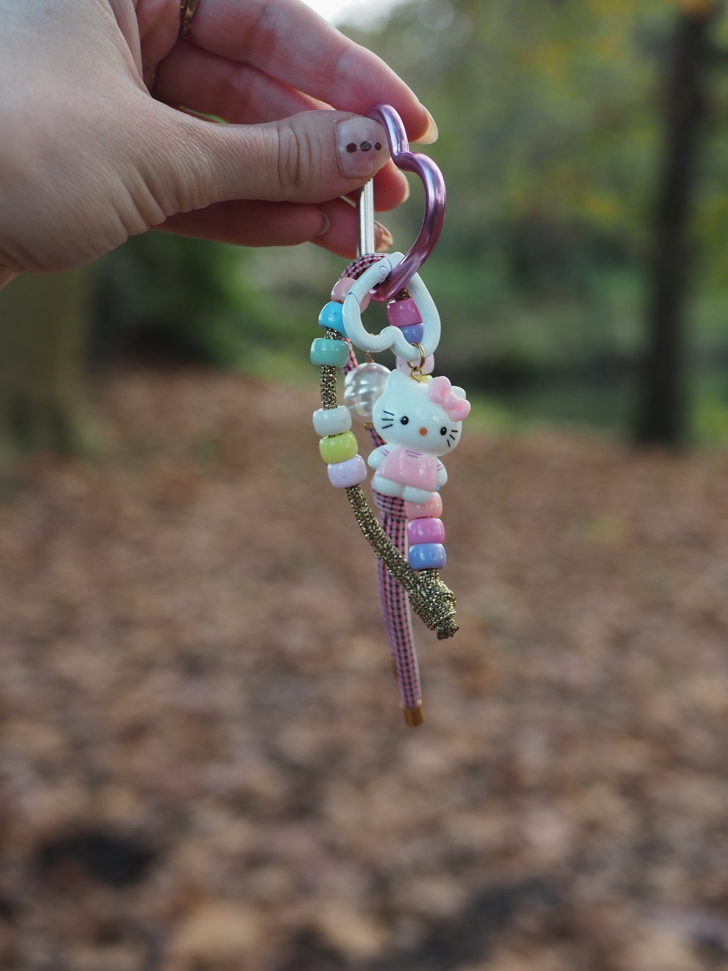 Grigri cordon perles multicouleur