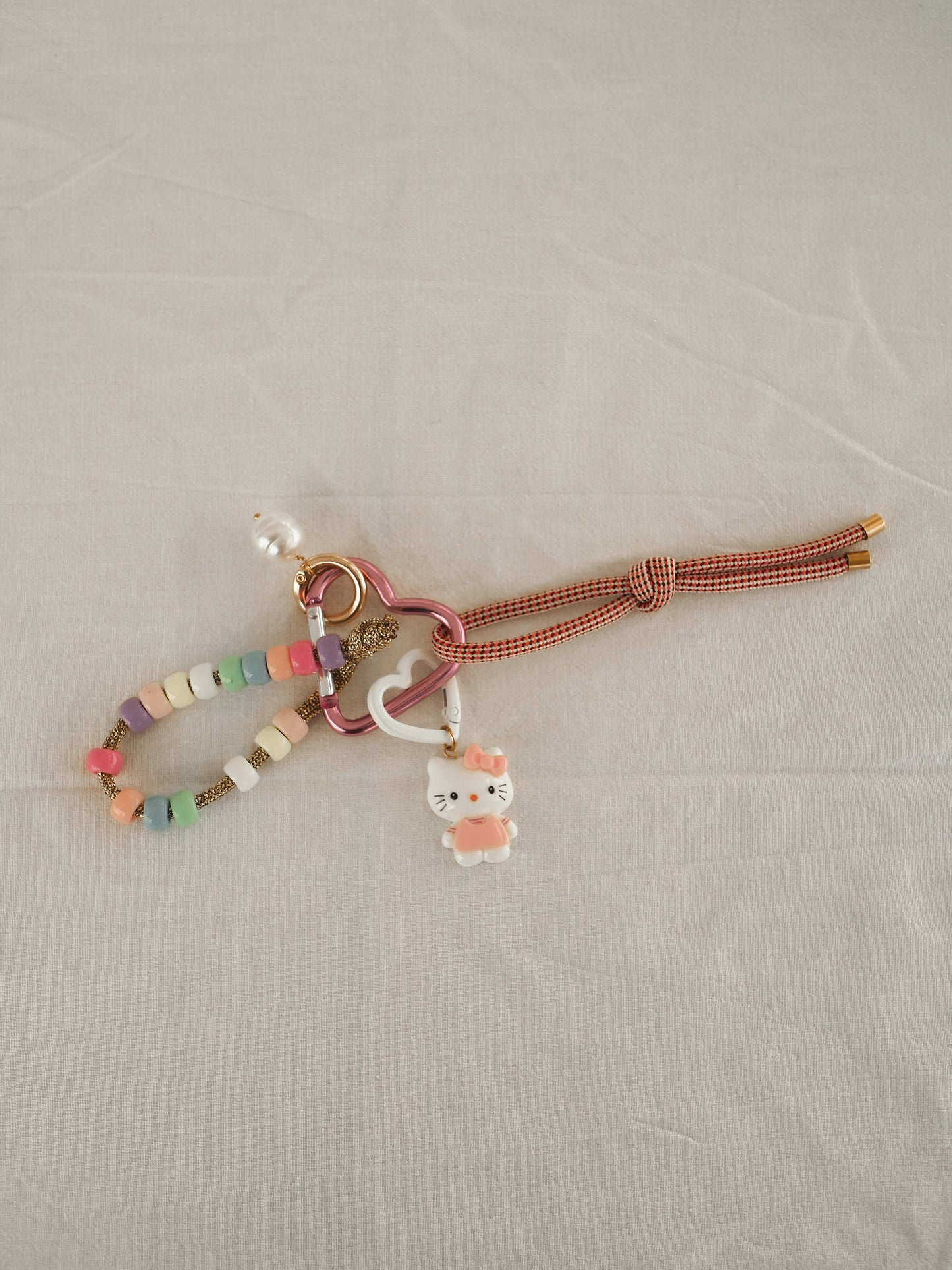 5/ Porte-clés Grigri Hello Kity rose