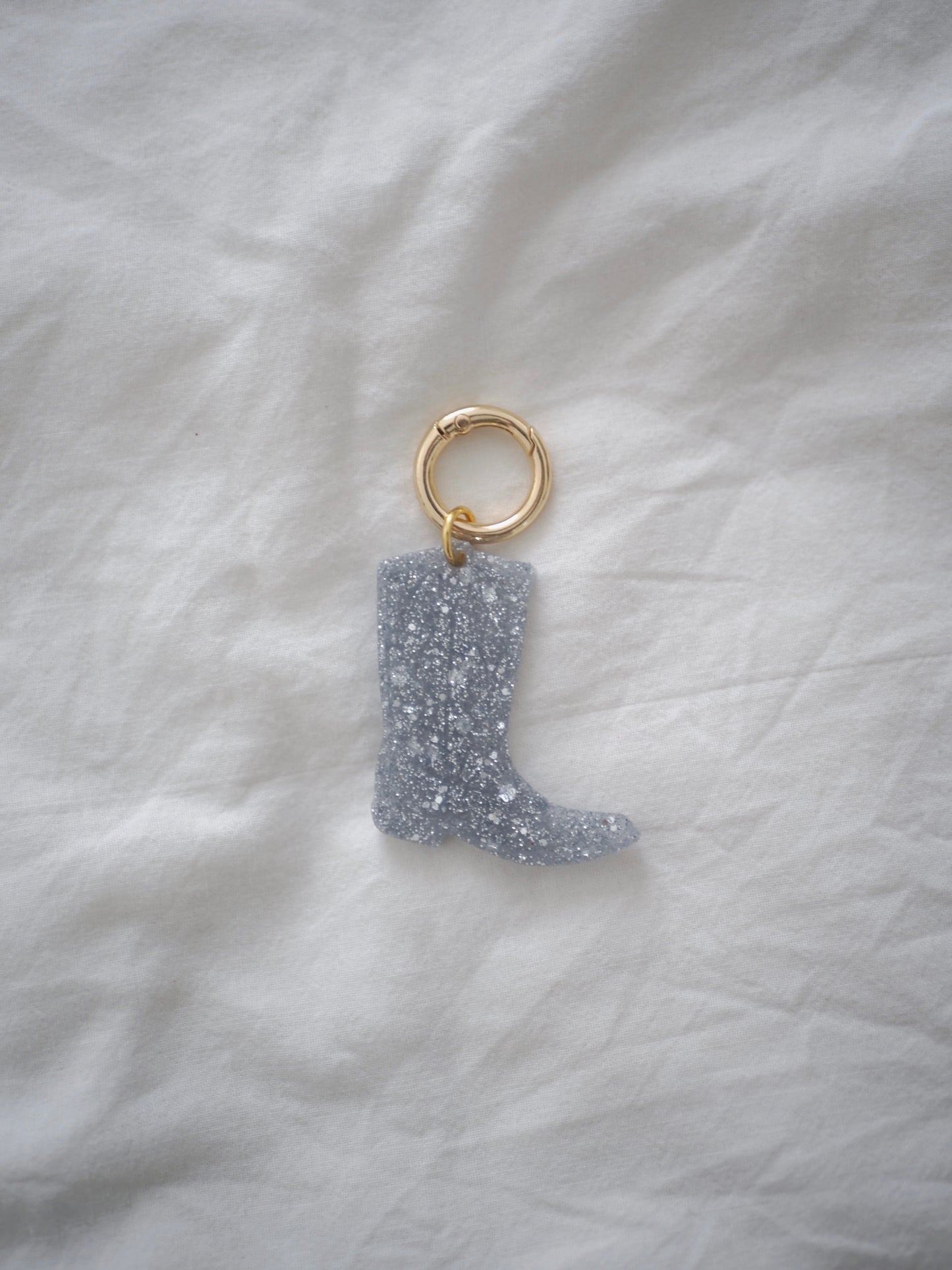 Grigri résine argenté