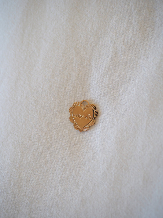 Charm Amore